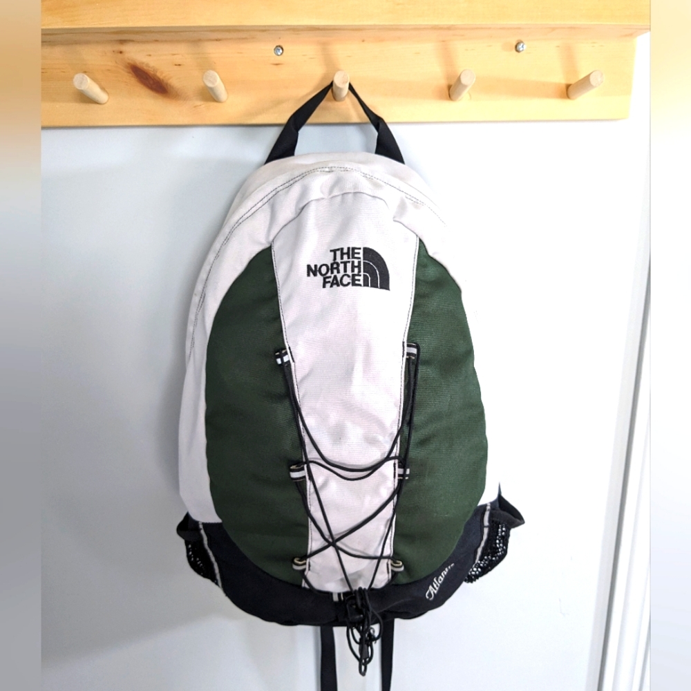 THE NORTH FACE backpack GREAT SIZE